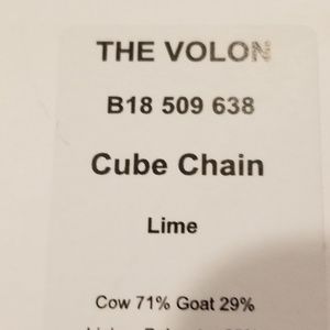 the Volon Bags - the Volon Lime Leather Cube Chain Bag the Volon Bags - the Volon Lime Leather Cube Chain Bag